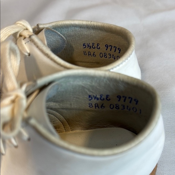 Vintage Stride Rite Baby Hard Bottom White Walking Shoes Baby Size 5 1/2 EE - Picture 6 of 9